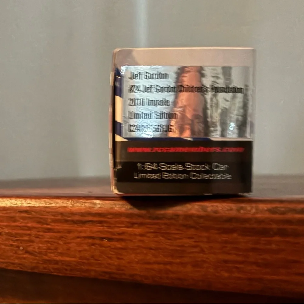Jeff  Gordon Ella My Papa's Car Limited Edition 1:64 die cast